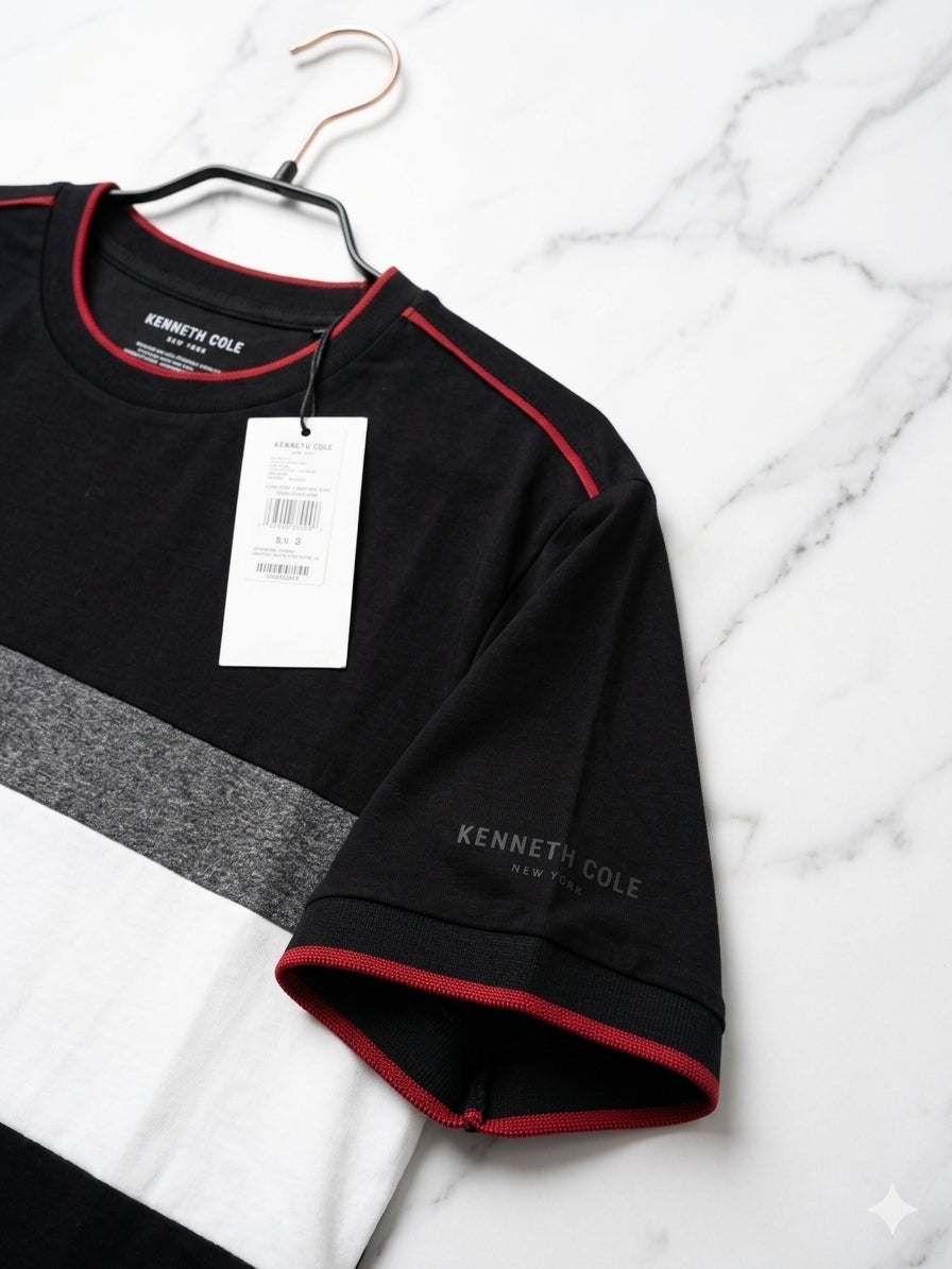 Camiseta Kenneth Cole New York con Bloques de Color y Ribete Rojo