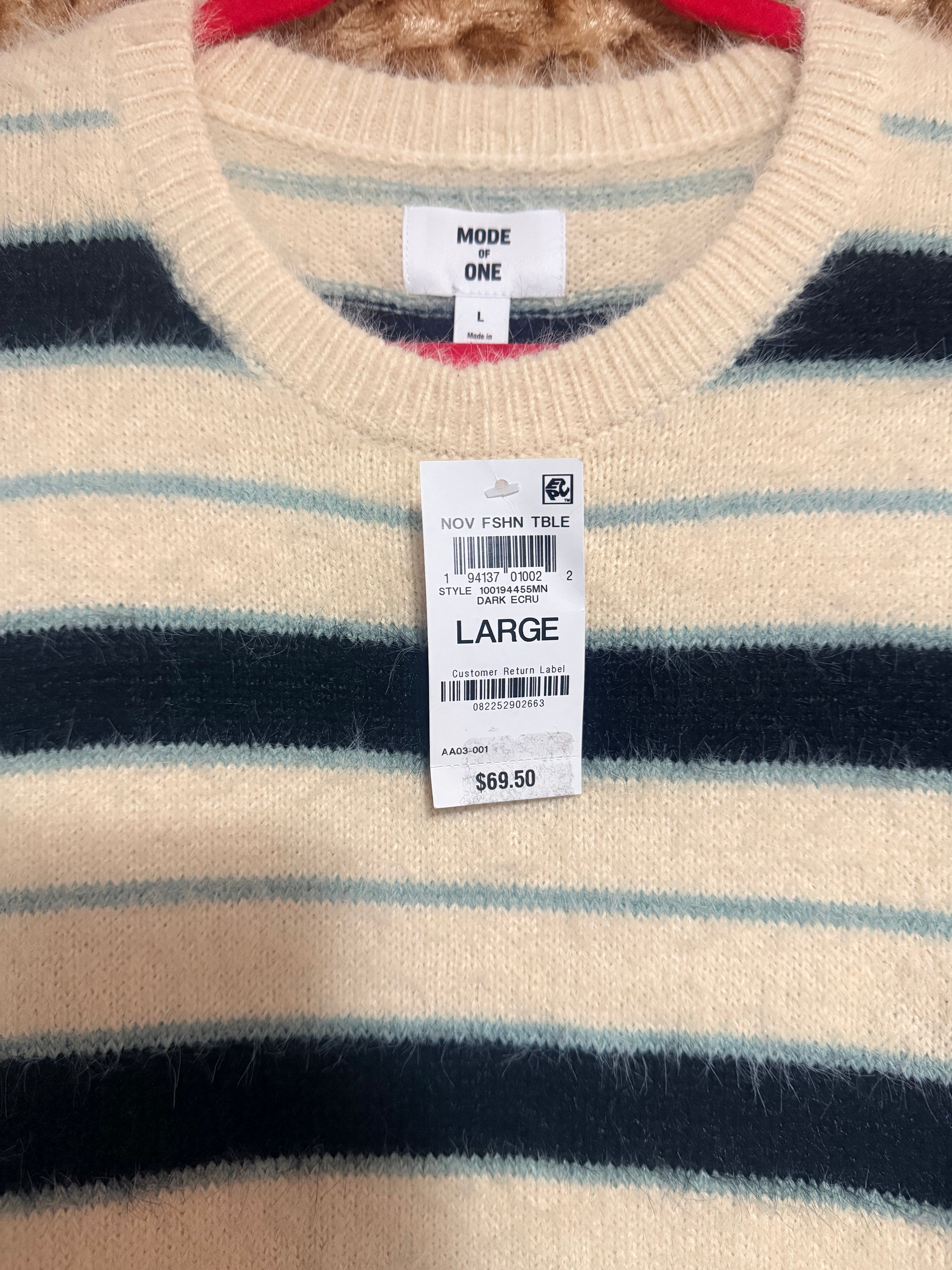 Suéter de Rayas Mode One para Hombre - Talla L - Crema y Azul Marino (Nuevo con Etiqueta)